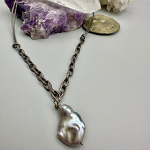 Load image into Gallery viewer, Baroque Pearl Silver Necklace