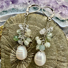 Load image into Gallery viewer, Potato Pearl Earrings
